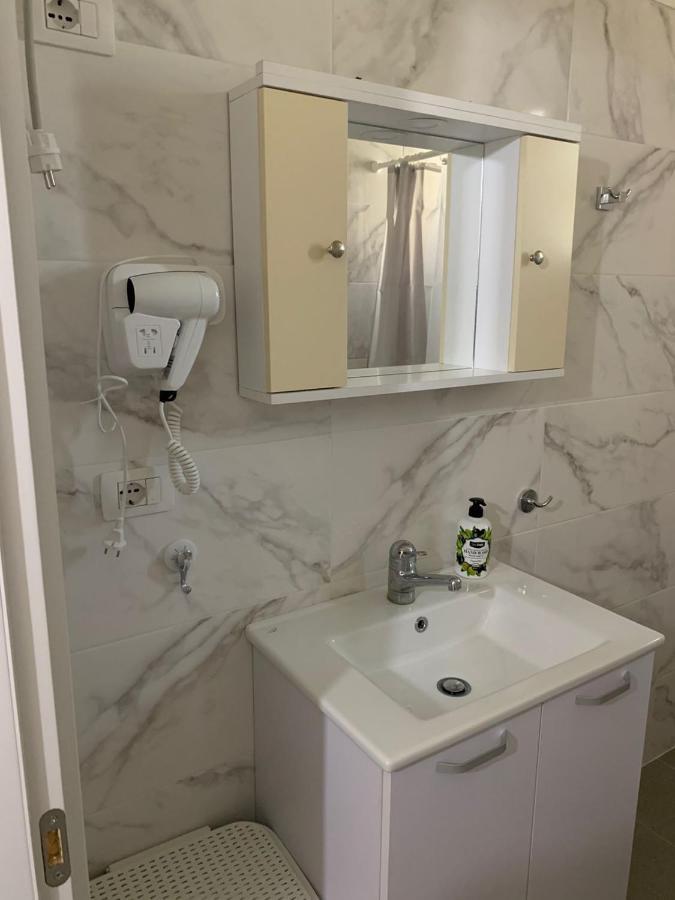 Vlora Central & Comfy Apartment 外观 照片